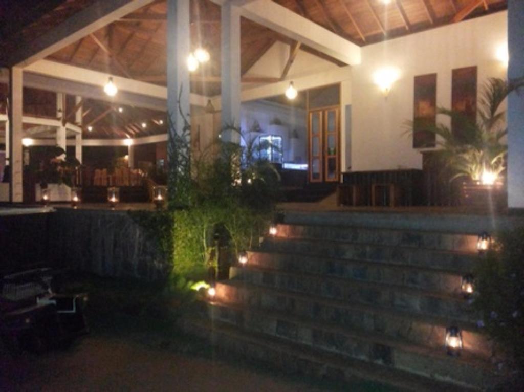 Brook Boutique Hotel Melsiripura Exterior photo