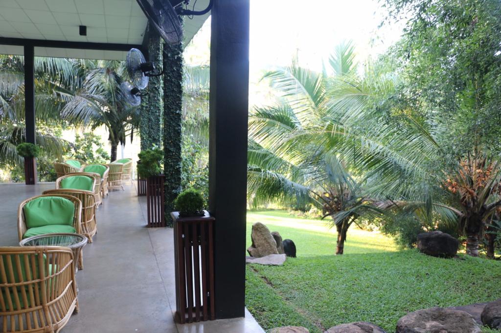 Brook Boutique Hotel Melsiripura Exterior photo