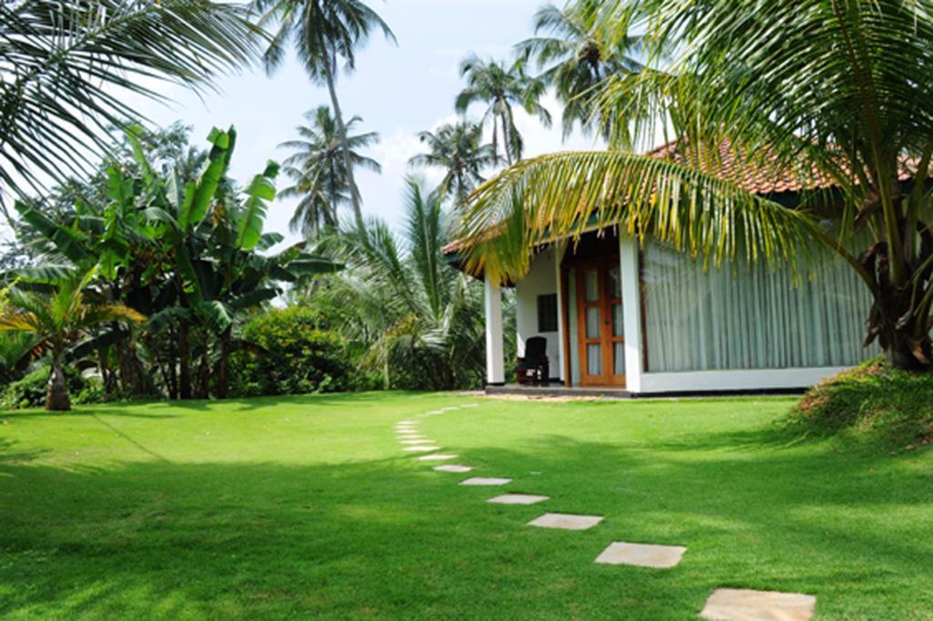 Brook Boutique Hotel Melsiripura Exterior photo