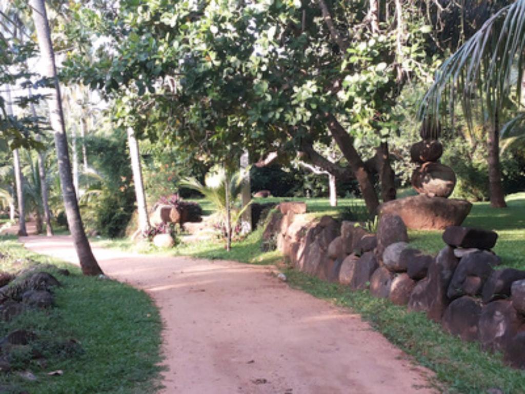 Brook Boutique Hotel Melsiripura Exterior photo